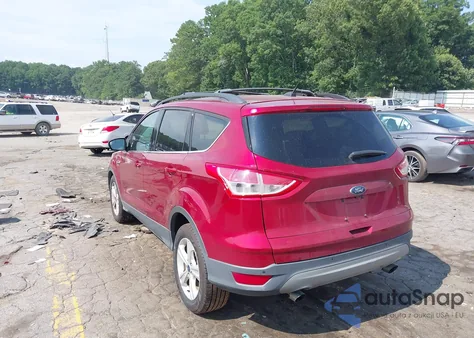 2015 Ford Escape Se z USA, uszkodzony, nr VIN 1FMCU0GX3FUC10495